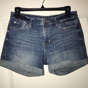 GAP sexy boyfriend shorts